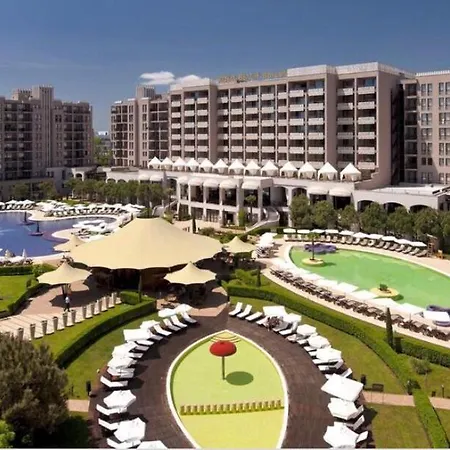 Royal Beach Private Apartment Apartmán *